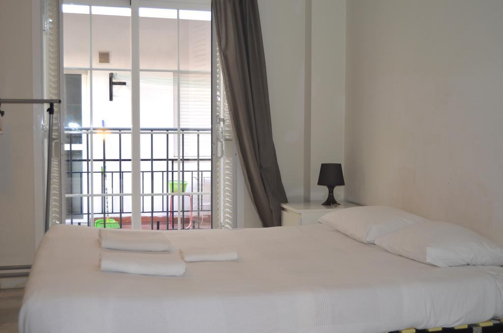 Apartamentos Canasteros Malaga Ruang foto